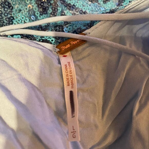 New Free People retro Babe Sparkle Mini Dress in Adonis
Combo size L - Picture 10 of 10